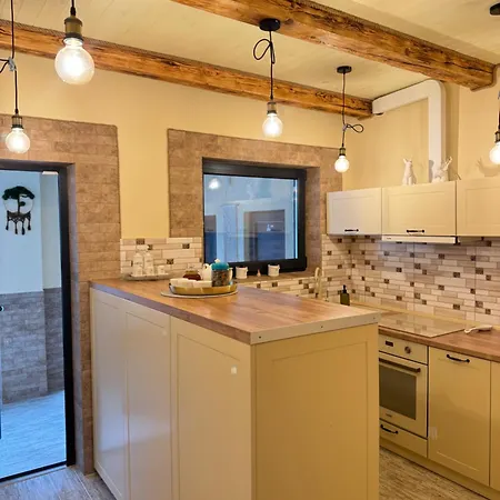 ведмедиця Ferienhaus Babichi